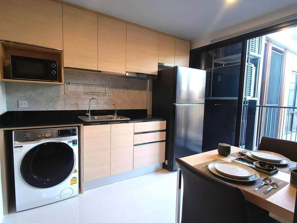 picture RS3698 For Rent – The Shade Sathorn 1, Near MRT Lumphini - 8/14