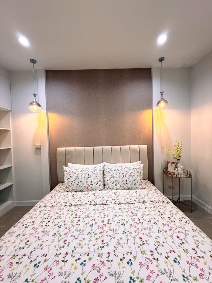 รูป บ้านแฝด ทรงโมเดิร์น แต่งใหม่ รีโนเวทพร้อมอยู่ ในซอยเนินพลับหวาน - รูปที่ 18/22