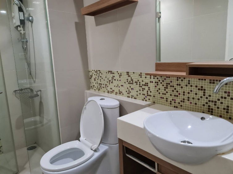 picture Condo for Sale: Abstracts Sukhumvit 66/1 - 11/11