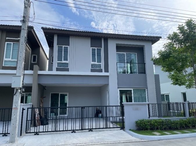Twin House For Rent Grande Pleno Mega Bangna Samut Prakan