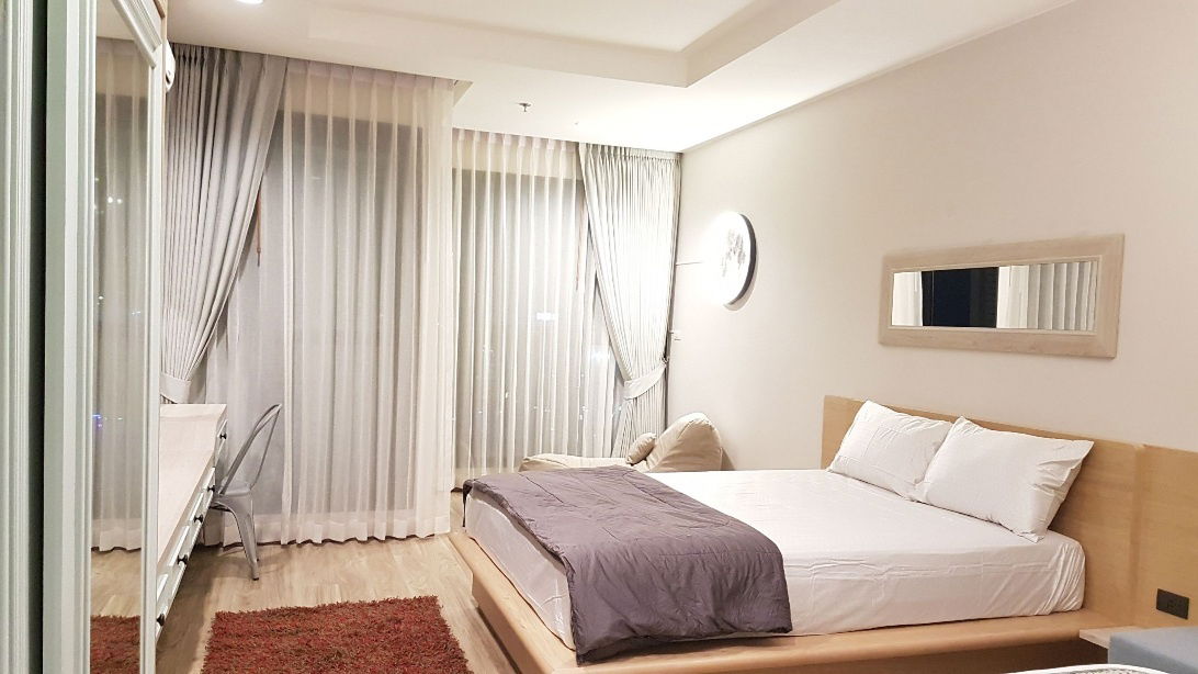 picture Ladda Plus Sriracha, Sriracha,public park, Phyathai Hospital, close to the sea of Koh Roy, Somdej Phra Si Racha Hospital, and Central Sriracha. - 1/18