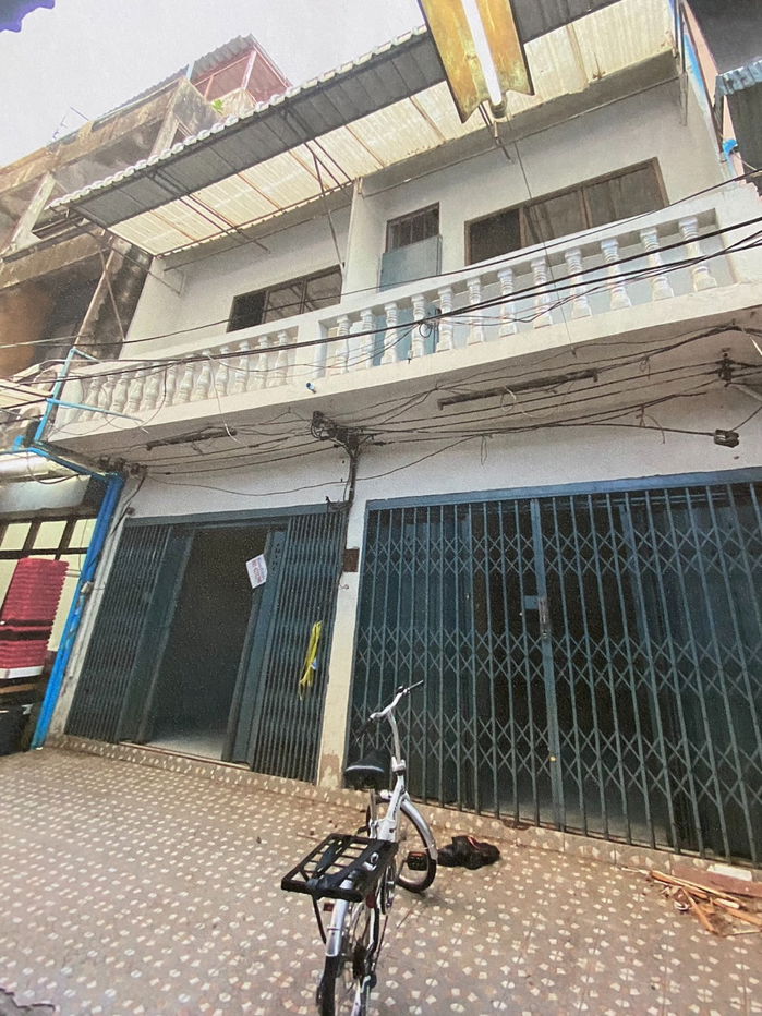 picture Commercial Rowhouse near Flower Market around Pak Klong - 1/8