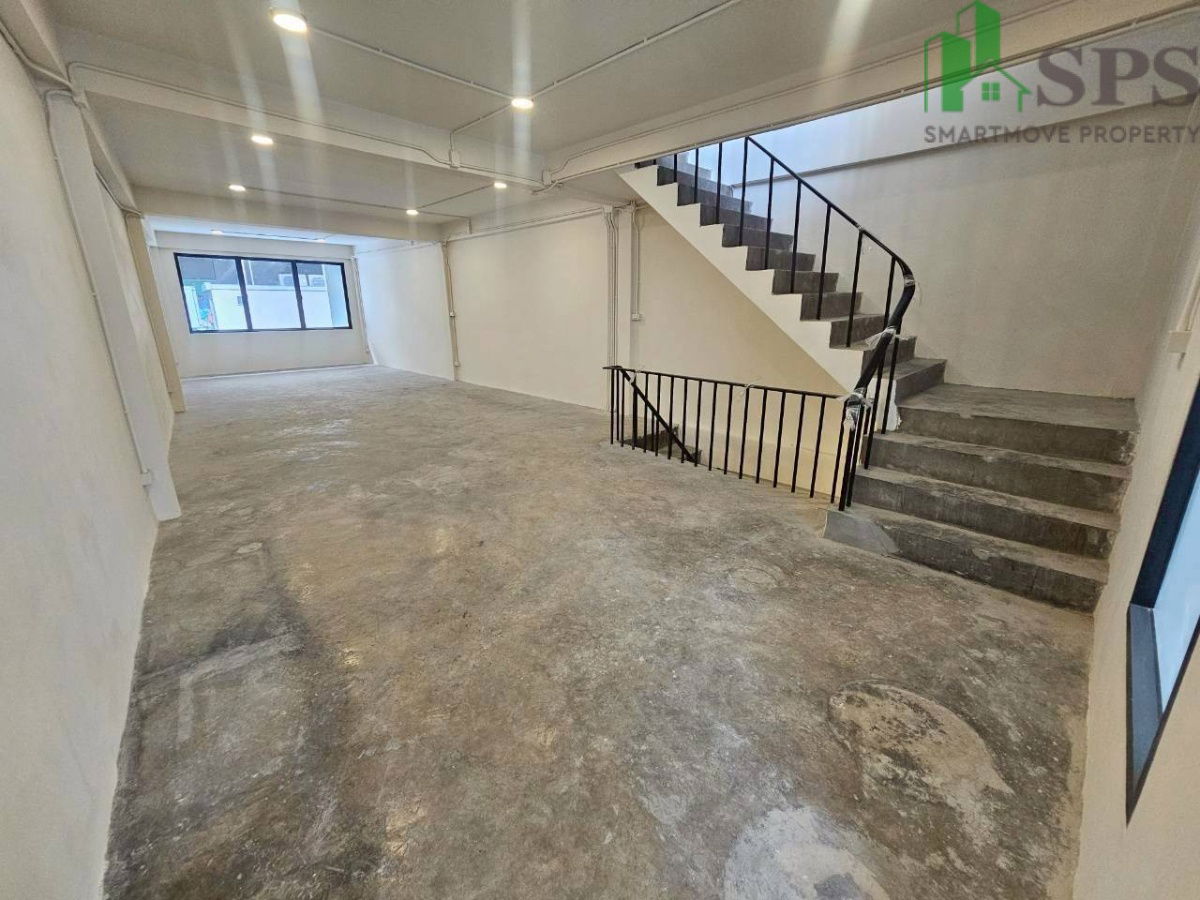 รูป อาคารพาณิชย์ให้เช่า ติด BTS ปุณณวิถี (SPSJN250) - รูปที่ 7/20