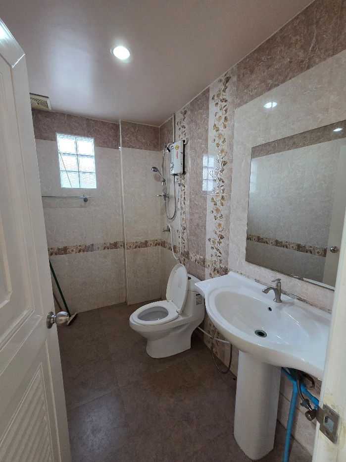 รูป บ้านเดี่ยวให้เช่า เฟอนิเจอร์ครบ - รูปที่ 4/10