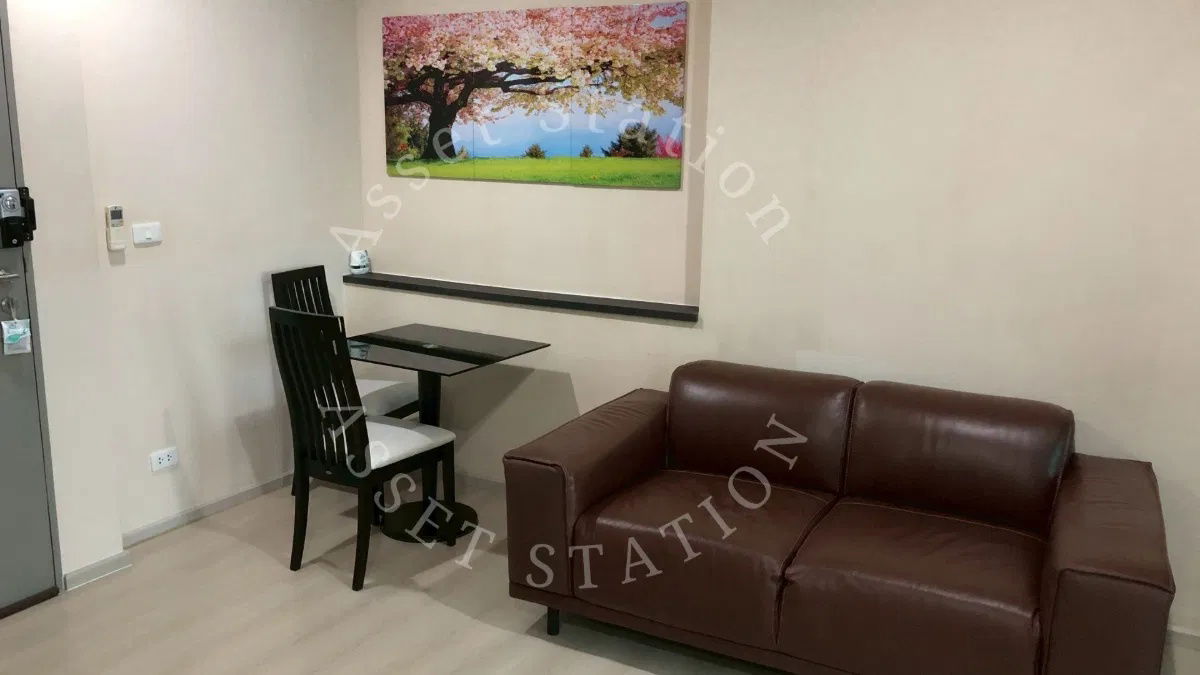 picture For rent: Life Ratchadapisek, 1 bedroom, 1 bathroom, near MRT Huai Khwang - 2/9