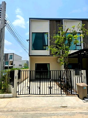 Houses for rent Raffles International College : Town Home For Rent Altitude Kraf Bangna Samut Prakan