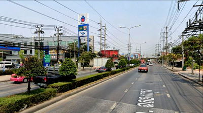 ขายโรงงาน : โอกาสทองของนักลงทุน! ที่ดินผังสีม่วงแท้ ในนิคมอุตสาหกรรมลาดกระบัง พร้อมอาคารโรงงาน เนื้อที่เกือบ 3 ไร่!