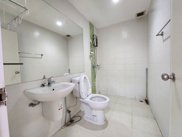 picture FOR RENT TOWNHOUSE PROPERTY 25000 BAHT per MONTH - 7/8