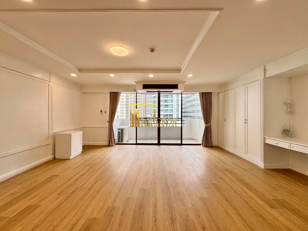 picture Wattana Heights | Beautifully Renovated 3 Bed Condo in Asoke - BR19206CD - 16/43