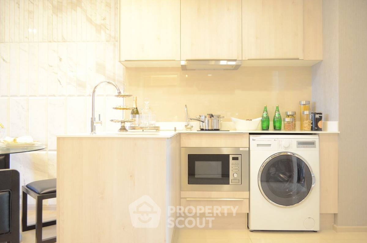 รูป คอนโด 2-ห้องนอน ที่ วีธารา สุขุมวิท 36 ใกล้ BTS ทองหล่อ (ID 2282363) - รูปที่ 8/10