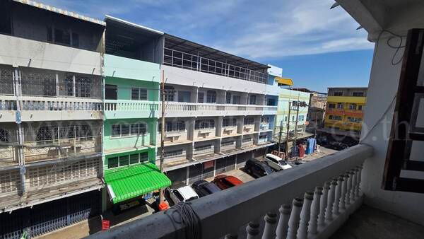 รูป อาคารพาณิชย์ 4 ชั้น ซอยเพชรเกษม 93 ใกล้ตลาดอ้อมน้อย - รูปที่ 12/14