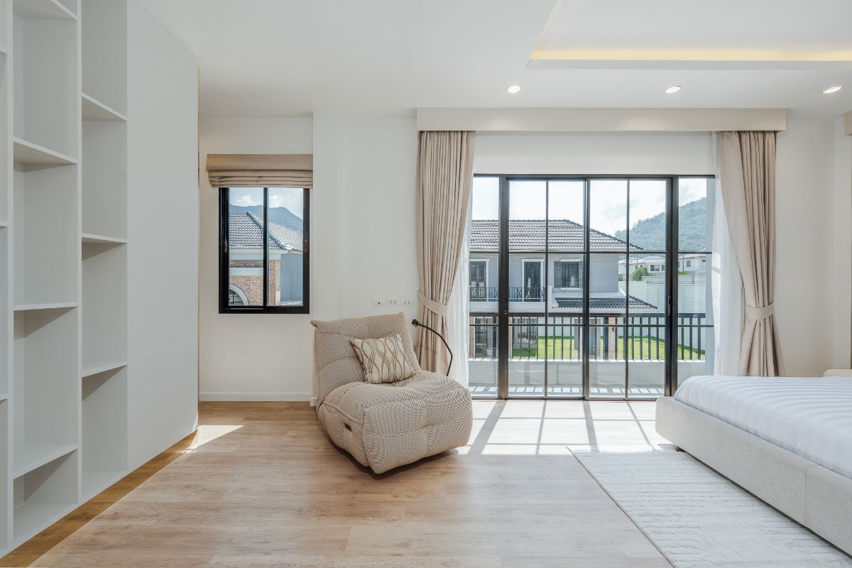 picture 🌴FOR RENT🌴 Luxury 4-Bed English Style House with Pool at Crown Estate (Dulwich Rd), Next to British International School Phuket – Ready to Move In - 9/73