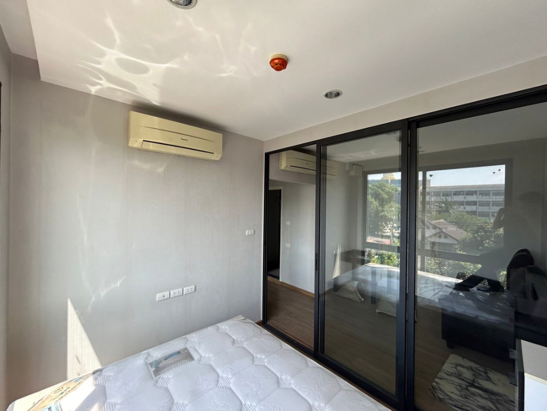 รูป CIMB 0864 : เดอะทรี พริวาต้า บางซื่อ - รูปที่ 28/38