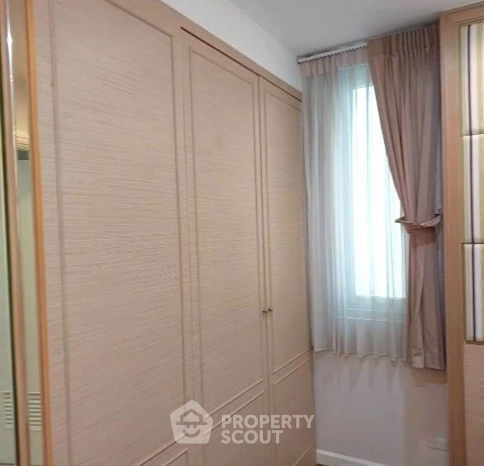 picture 2-BR Condo at The Rajdamri near BTS Ratchadamri (ID 2450661) - 8/16