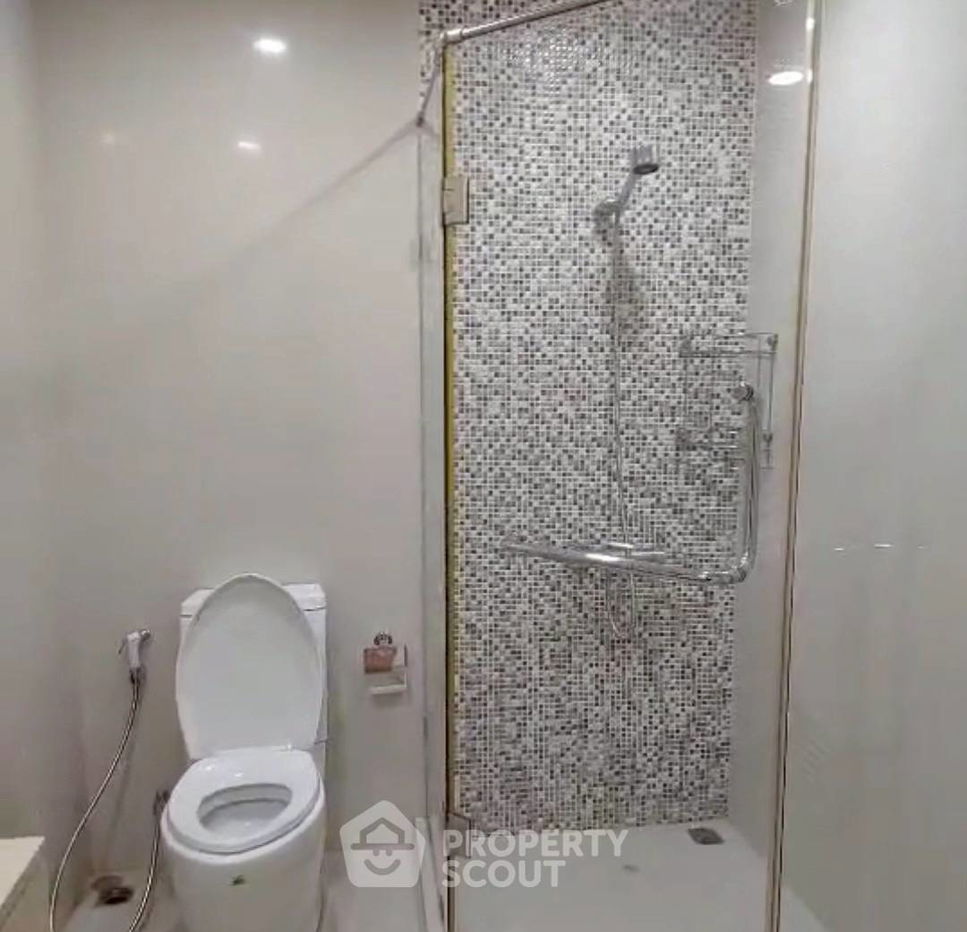 picture 2-BR Condo at The Rajdamri near BTS Ratchadamri (ID 2450661) - 14/16