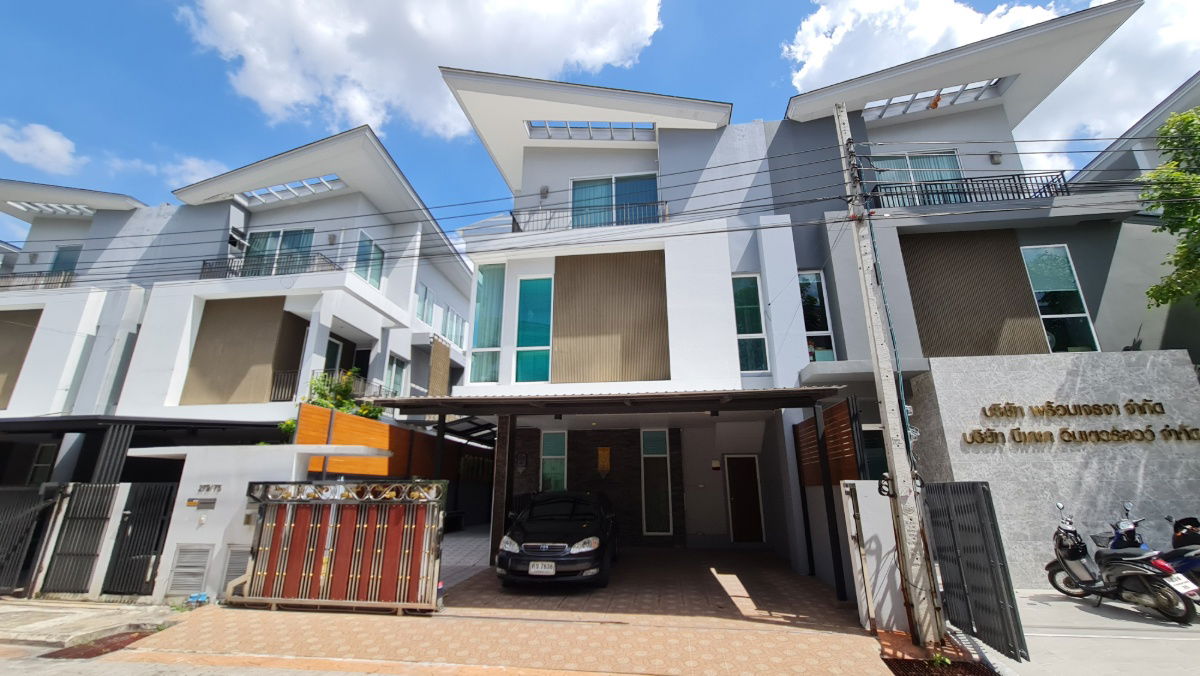 picture RENT! 3-Storey Corner Semi-Detached House, Grand I-Design Vibhavadi | 39.4 Sq. Wah | Near Tollway/2 MRT Lines | 39,000 Baht/Month - 2/42