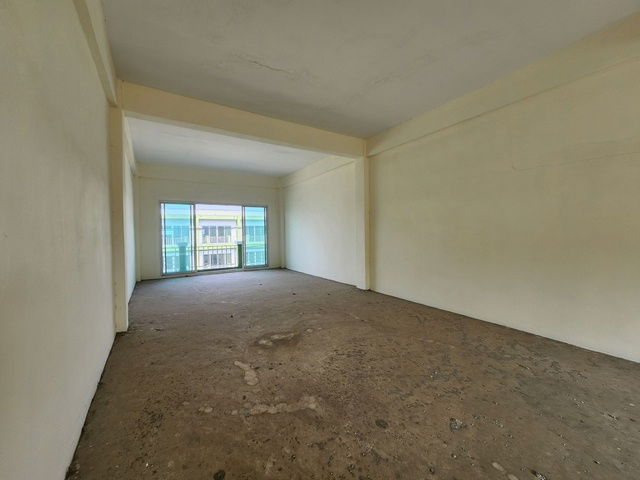 รูป ให้เช่าตึกแถว 20 ตรว. 3 ชั้น มีชั้นลอย ใกล้โรงเรียนอัสสัมชัญ แคมปัส พระราม 2 เหมาะเปิดบริษัท หรือทำการค้า - รูปที่ 5/8