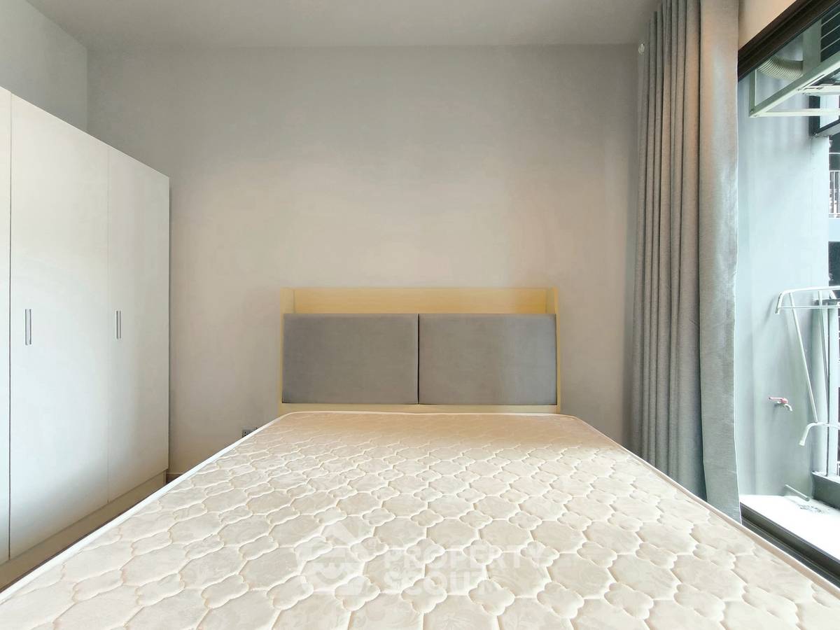 picture 1-BR Condo at Life Asoke - Rama 9 near MRT Phra Ram 9 (ID 2453494) - 3/8