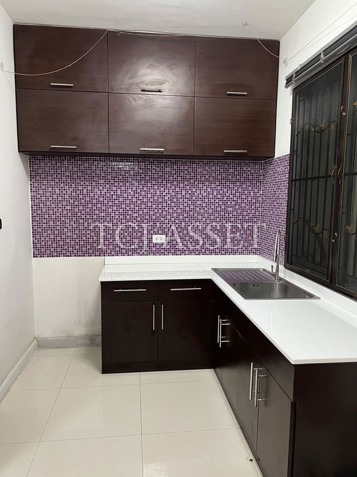 picture Townhouse for sale : The Connect Bearing Station Village , Soi Bearing 58, Sukhumvit 107 - 5/15