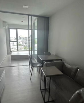 For rent: The Privacy S101, beautiful, cheap, ready to move in, near Punnawithi BTS station. Interested? Add me on Line @841qqlnr