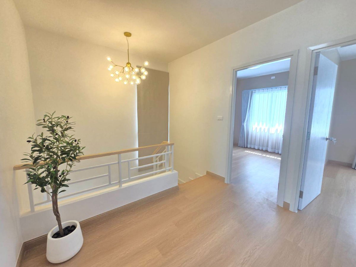 รูป บ้านเดี่ยว สไตล์โมเดิร์น รีโนเวทพร้อมอยู่ หมู่บ้านฟ้าปิยรมย์เฟส15 โซนเทนโดร คลอง 6 ลำลูกกา ปทุมธานี ของแถมมากมาย - รูปที่ 39/49