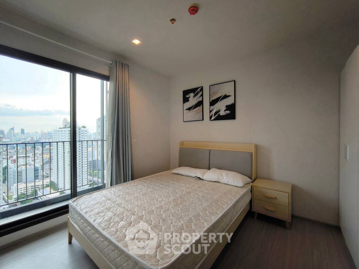 picture 1-BR Condo at Life Asoke - Rama 9 near MRT Phra Ram 9 (ID 2453325) - 2/8