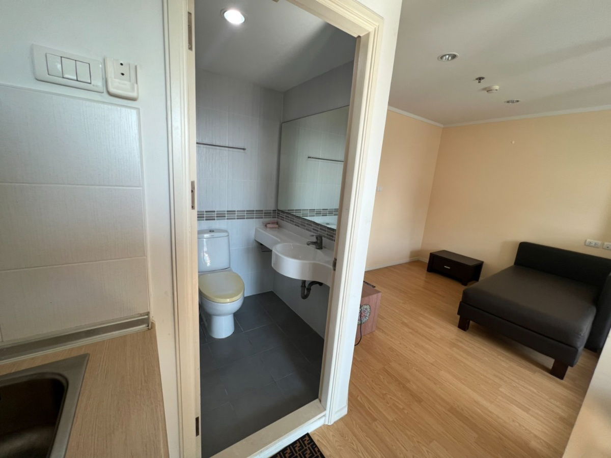 picture Lumpini Place Srinakarin - Huamak Station - 8/10