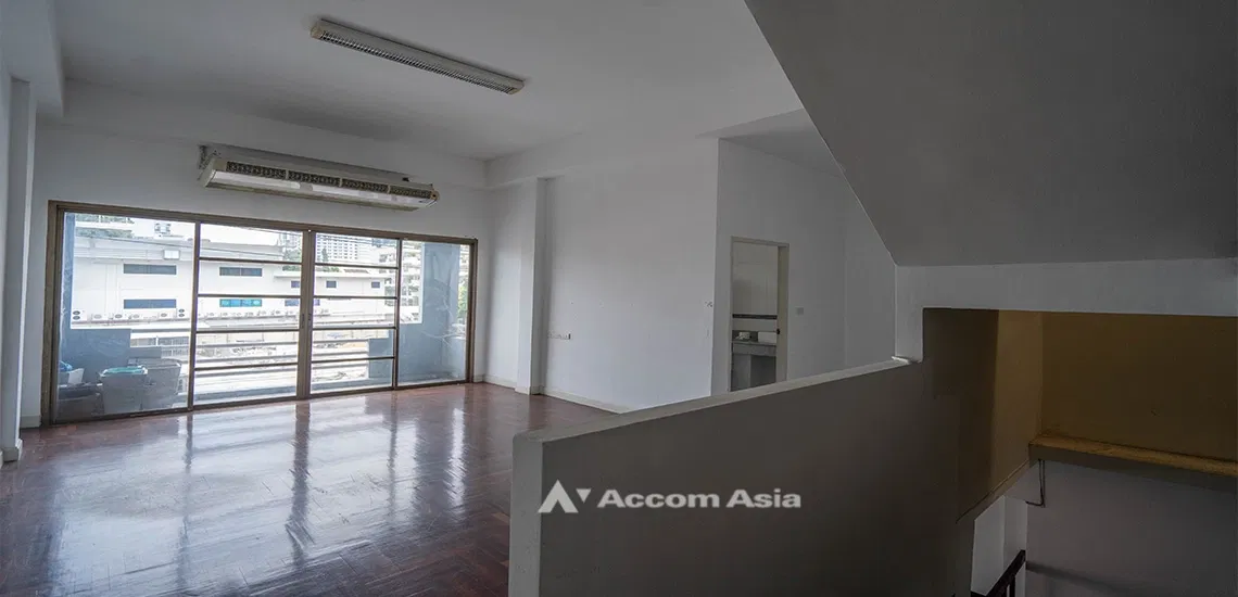 รูป 🔼🔽 AccomA 📩 4 storey townhouse for rent, perfect for home office in Sukhumvit, Bangkok near BTS Phrom Phong (AA20475) - รูปที่ 8/17