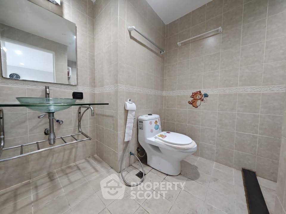 picture 1-BR Condo at Park Lane Condominium Jomtian close to Pattaya (ID 2383845) - 3/5