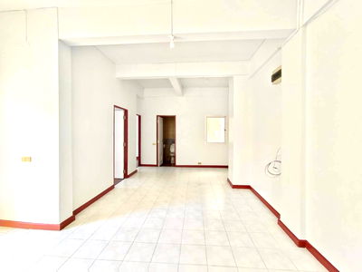 Condos for sale : 📢 Urgent sale, 2 bedroom condo near Suan Luang Rama IX Park