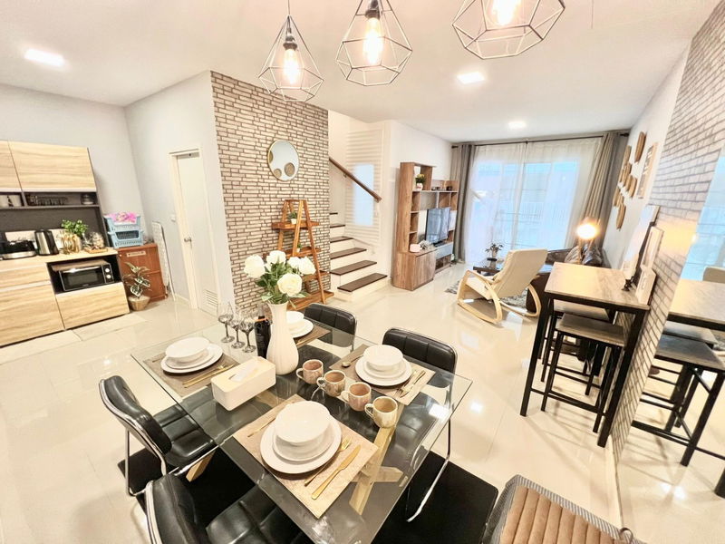 Townhouses for sale : 🏡✨ FOR SALE  — Prime Location Townhouse on Super Highway, Chiang Mai