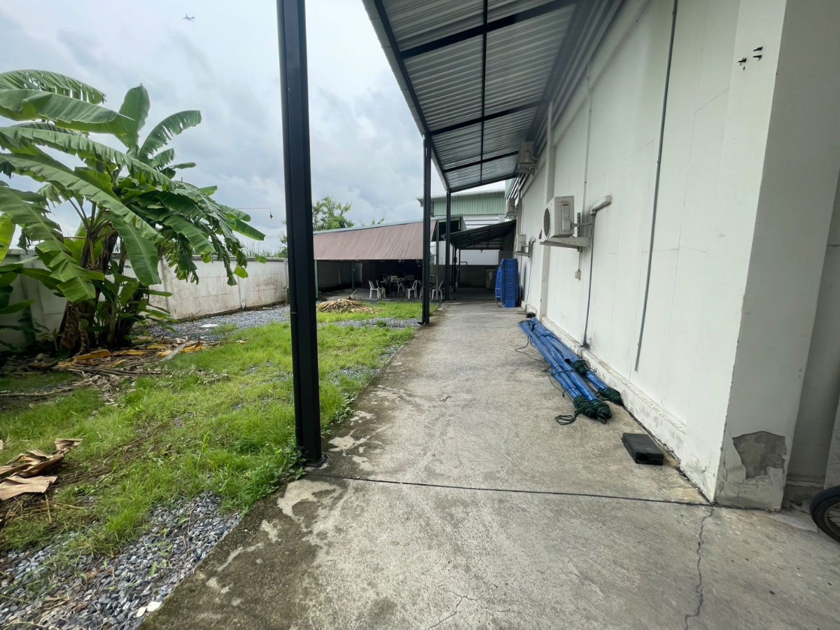 รูป สุดยอดทำเลสีม่วงเพื่อการเติบโต! 200 ตร.ว.กว่า พร้อมโรงงาน/คลังสินค้า หน้ากว้างพิเศษ ถึง 25 เมตร! - รูปที่ 3/5