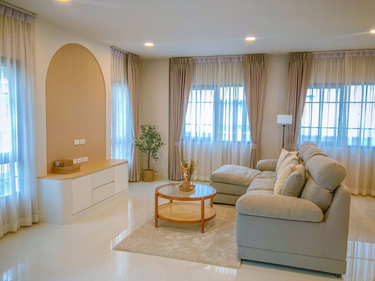 picture Single house for rent ✨ Centro Bangna ✨ 4 bedrooms, 4 bathrooms, fully furnished and equipped with appliances - 8/11