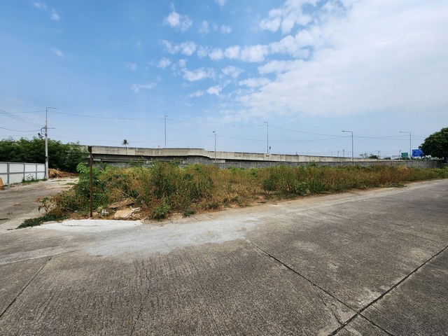 picture FOR SALE  LAND PROPERTY  9996000 BAHT. - 2/8