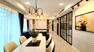 คอนโดให้เช่า : LTH13633 – Condo for Rent | For The Emporio Place Sukhumvit 24 | 108 sqm | 2 Beds 3 Baths | 95K/Month | Near BTS Phromphong | 