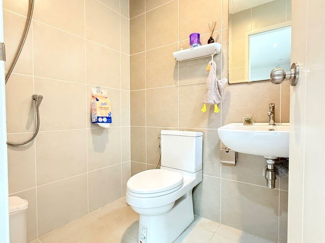 รูป ขายทาวน์โฮม โนโว วิลล์ พุทธสาคร 26 ตรว. 2จอด ต่อเติมแล้ว มีพื้นที่ด้านข้าง เดินทางสะดวก - รูปที่ 15/22