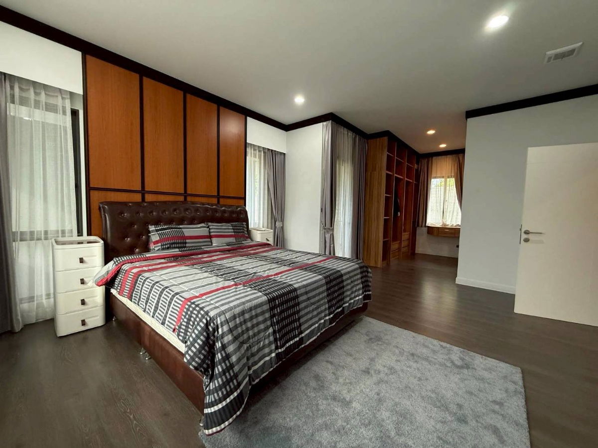 picture For rent Setthasiri Krungthep Kreetha2  4bedroom 4bathroom - 7/15