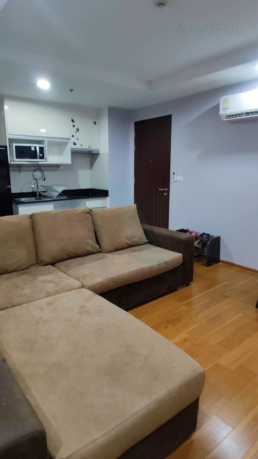 picture For rent condo THE LINE PHAHONYOTHIN PARK Building A, Floor 30,1 bed room, Room size 42.00 sqm - 2/8