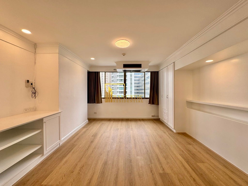 picture Wattana Heights | Beautifully Renovated 3 Bed Condo in Asoke - BR19206CD - 28/43