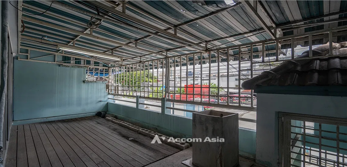 รูป 🔼🔽 AccomA 📩 4 storey townhouse for rent, perfect for home office in Sukhumvit, Bangkok near BTS Phrom Phong (AA20475) - รูปที่ 13/17
