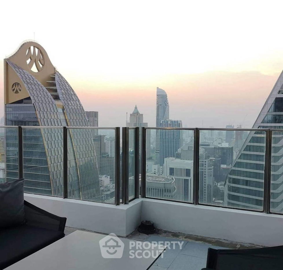picture 1-BR Condo at Noble Ploenchit near BTS Phloen Chit (ID 2450653) - 10/13
