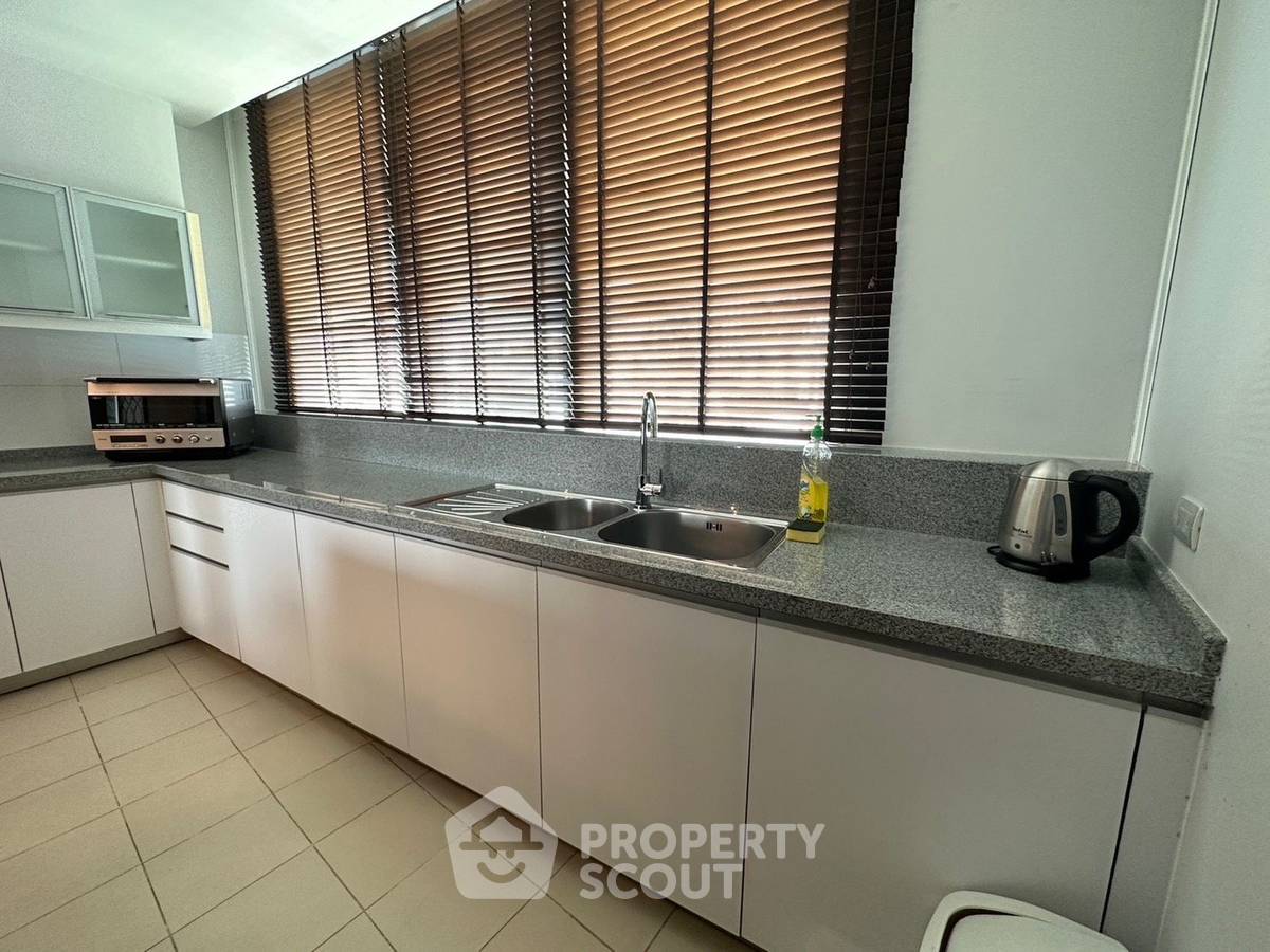 รูป คอนโด 3-ห้องนอน ที่ มิลเลนเนียม เรสซิเด้นส์ แอท สุขุมวิท คอนโดมิเนียม ใกล้ BTS อโศก (ID 2445116) - รูปที่ 11/14