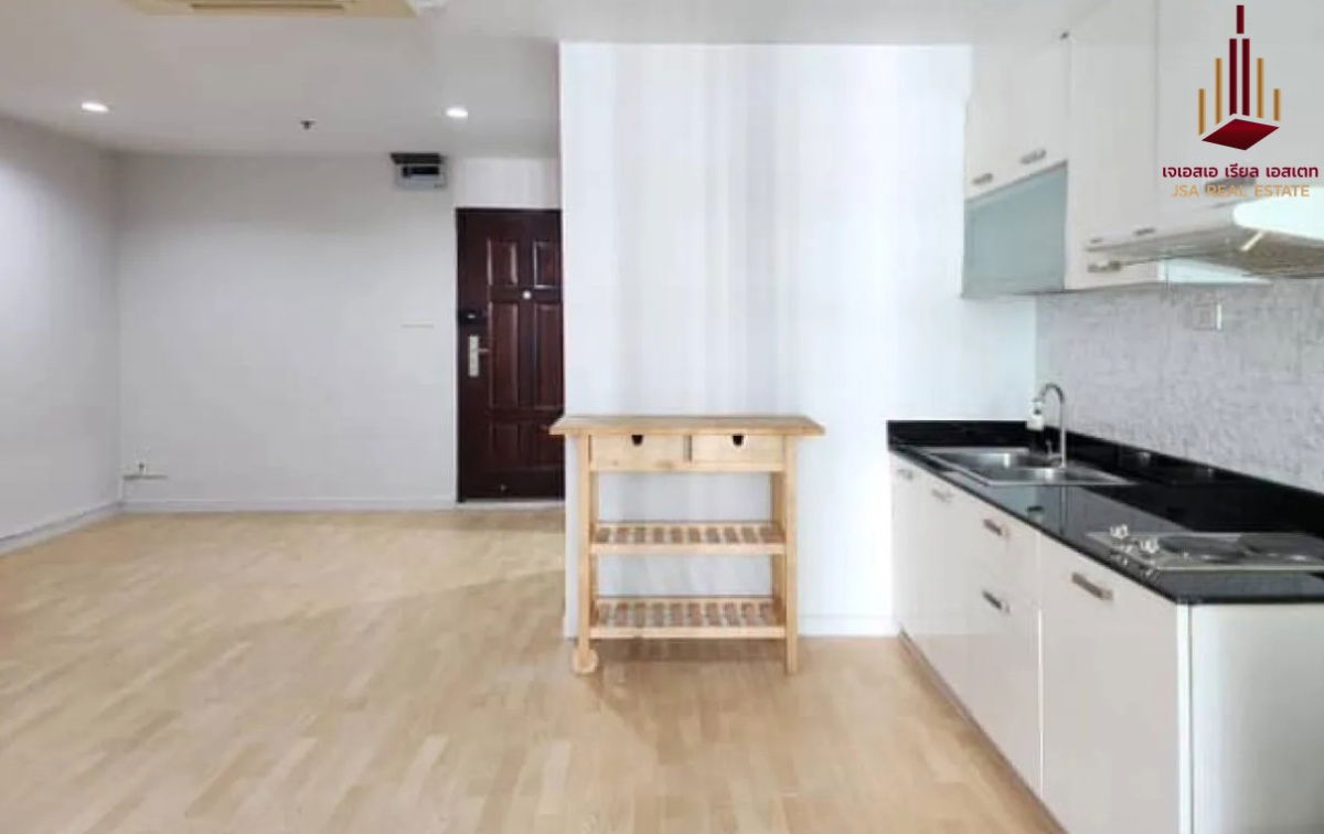 picture ✨ For Sale : Sukhumvit Living Town  Condo  ✨  💰 only 5,200,000  thb - 2/6