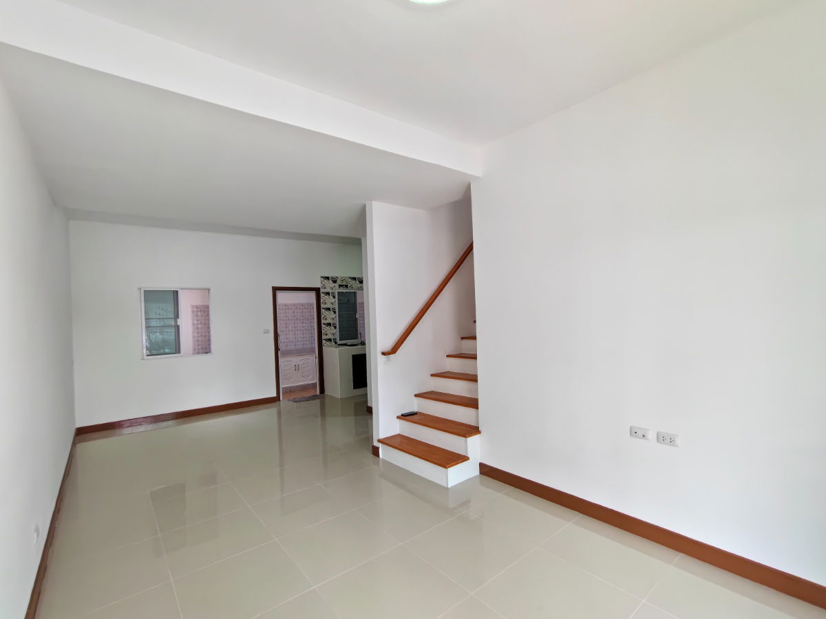picture Pattaya Townhouse 3Bedroom 2Bathroom - 4/15