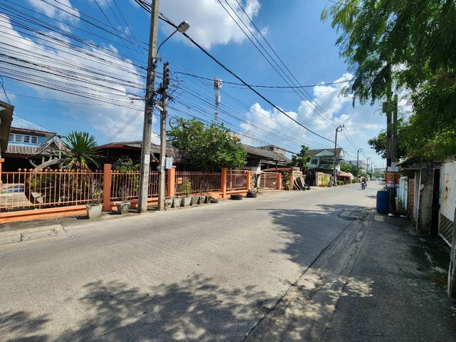 picture FOR SALE  LAND PROPERTY  21900000 BAHT. - 2/8