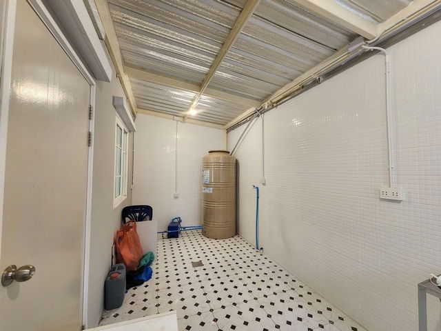 picture FOR SALE TOWNHOUSE PROPERTY 3490000 BAHT. - 4/8