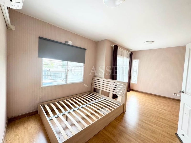 รูป ขายทาวน์เฮ้าส์ 2 ชั้น (หลังริม) หมู่บ้านเดอะคัลเลอร์ เลชเชอร์ บางนา กม.10 - รูปที่ 5/16