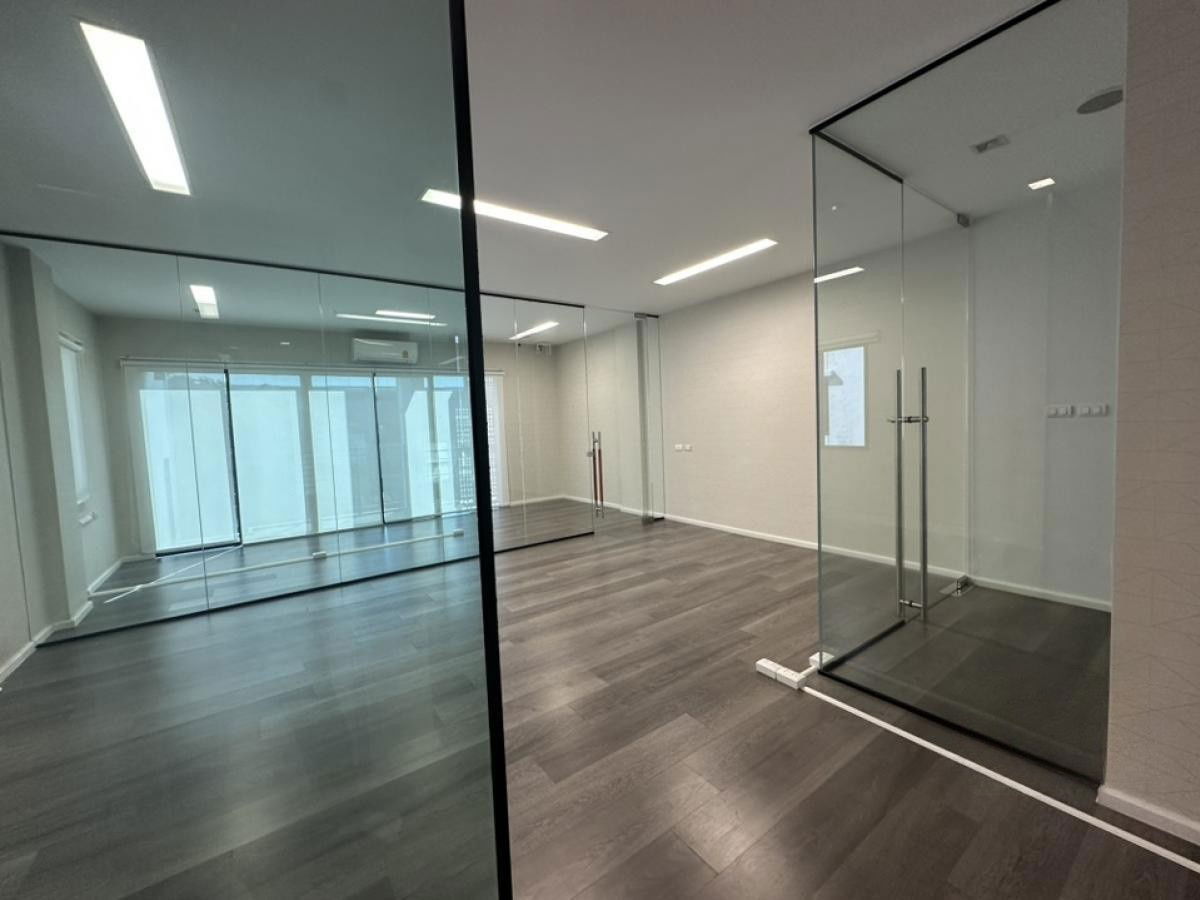 รูป 🏢 ให้เช่าโฮมออฟฟิศห้องมุม 3.5 ชั้น — Cascade บางนา กม.5 - รูปที่ 7/15