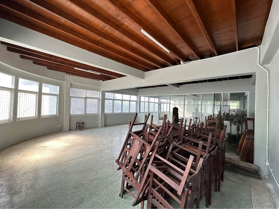 รูป HR3053ให้เช่าอาคารพาณิชย์ 4 ชั้น ติดถนหลัก ใกล้วงเวียนใหญ่ มีที่จอดรถ เหมาะทำธุรกิจ ค้าขาย - รูปที่ 3/6