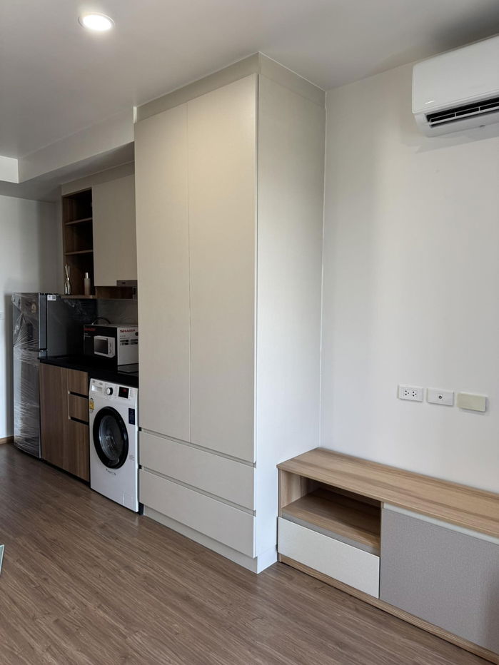 picture 💖Brand new corner studio, great location, corner room, The Livin Petchkasem, ready to move in immediately🔥 - 5/8